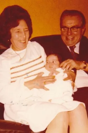 0_483741Who-Do-You-Think-You-Are-s21.jpg 0_483741Who-Do-You-Think-You-Are-s21.jpg