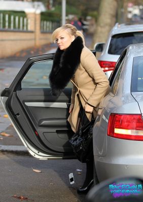 Click to view full size image
==============
SGFB_Londres00010.jpg SGFB_Londres00010.jpg