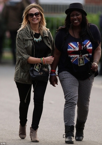 Click to view full size image
==============
article-2341965-1A539071000005DC-40_634x897.jpg article-2341965-1A539071000005DC-40_634x897.jpg