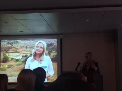 Click to view full size image
==============
SGFB_Unicef00002.jpg SGFB_Unicef00002.jpg