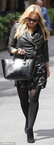 Click to view full size image
==============
SGFB_Londres00001.jpg SGFB_Londres00001.jpg