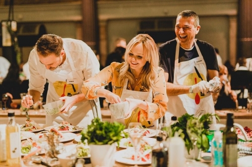 Click to view full size image
==============
SGFB_ukceocookoff00008.jpg SGFB_ukceocookoff00008.jpg