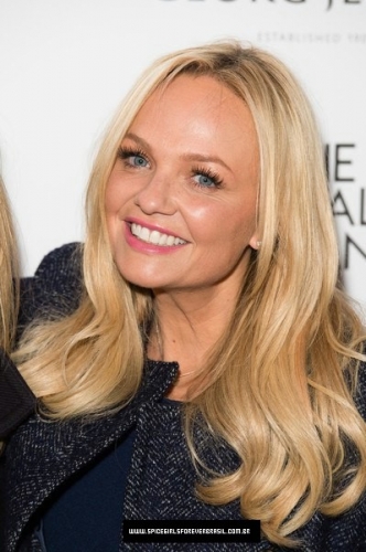 Click to view full size image
==============
SGFB_Royal00005.jpg SGFB_Royal00005.jpg