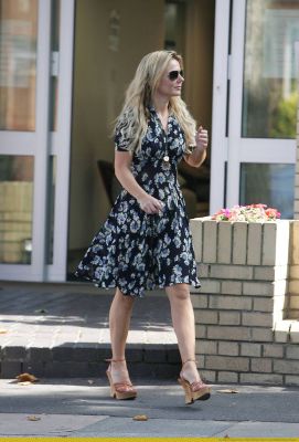 Click to view full size image
==============
88892bcfe981.jpg 88892bcfe981.jpg