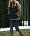 42331_Geri_Halliwell_-_Walking_in_London_14_01_2009__03_122_450lo.jpg