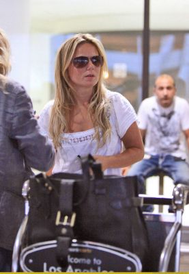 Click to view full size image
==============
2db4aa750088.jpg 2db4aa750088.jpg