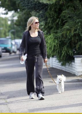 Click to view full size image
==============
70768c783ae8.jpg 70768c783ae8.jpg