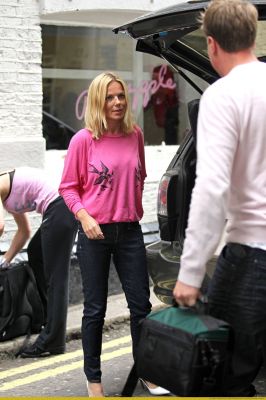 Click to view full size image
==============
SGFB_home00007.jpg SGFB_home00007.jpg