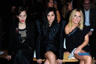 Click to view full size image
==============
SGFB_Viktor___Rolf0012.jpg SGFB_Viktor___Rolf0012.jpg