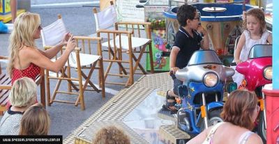 Click to view full size image
==============
SGFB_Monaco0010.jpg SGFB_Monaco0010.jpg