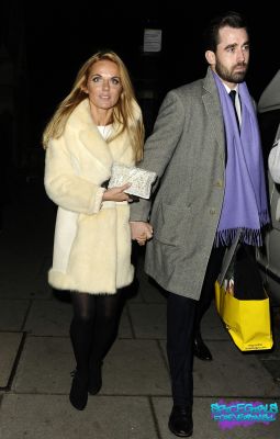 Click to view full size image
==============
SGFB_Londres00038.jpg SGFB_Londres00038.jpg