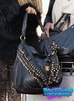 Click to view full size image
==============
SGFB_Heathrow00007.jpg SGFB_Heathrow00007.jpg