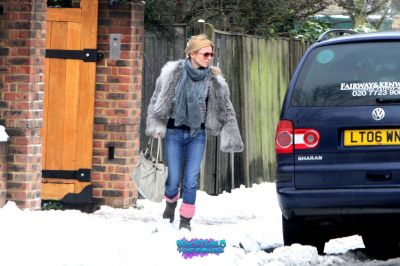 Click to view full size image
==============
SGFB_Londres00007.jpg SGFB_Londres00007.jpg