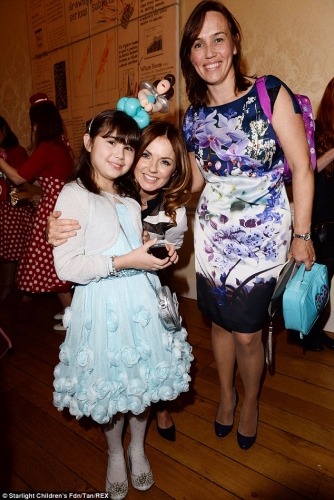 Click to view full size image
==============
23F1A55B00000578-2868702-image-m-49_1418227526760.jpg 23F1A55B00000578-2868702-image-m-49_1418227526760.jpg