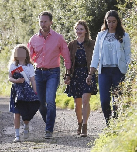 Click to view full size image
==============
SGFB_Londres00004.jpg SGFB_Londres00004.jpg