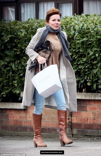 Click to view full size image
==============
SGFB_Londres00001.jpg SGFB_Londres00001.jpg