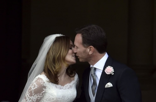 Click to view full size image
==============
SGFB_Casamento00007.jpg SGFB_Casamento00007.jpg