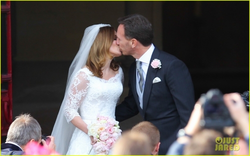 Click to view full size image
==============
SGFB_Casamento00045.jpg SGFB_Casamento00045.jpg