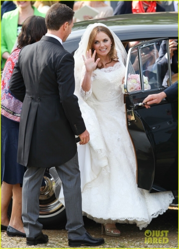 Click to view full size image
==============
SGFB_Casamento00048.jpg SGFB_Casamento00048.jpg