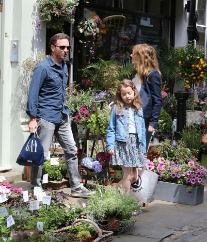 Click to view full size image
==============
SGFB_Londres00006.jpg SGFB_Londres00006.jpg