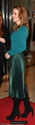 Click to view full size image
==============
SGFB_Sky00008.jpg SGFB_Sky00008.jpg