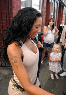 Click to view full size image
==============
asda17.jpg asda17.jpg