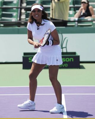 Click to view full size image
==============
SGFB_GlamSetMatch00055.jpg SGFB_GlamSetMatch00055.jpg