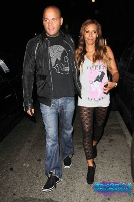 Click to view full size image
==============
SGFB_Hollywood00007.jpg SGFB_Hollywood00007.jpg