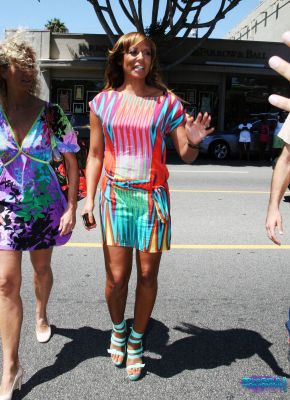 Click to view full size image
==============
SGFB_Beverly_Hills0049.jpg SGFB_Beverly_Hills0049.jpg