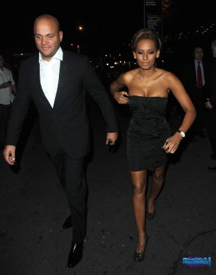 Click to view full size image
==============
SGFB_Mahiki0002.jpg SGFB_Mahiki0002.jpg