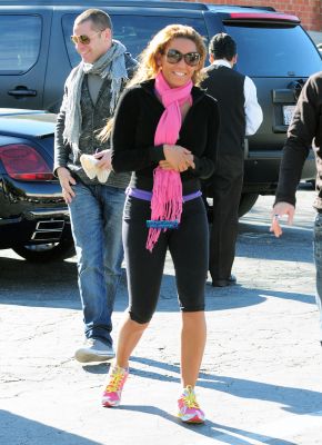 Click to view full size image
==============
SGFB_BeverlyHills0001.jpg SGFB_BeverlyHills0001.jpg