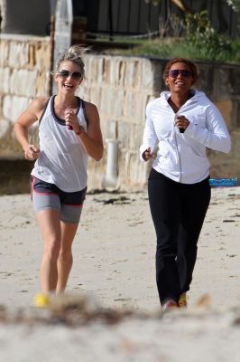 Click to view full size image
==============
SGFB_Sydney0003.jpg SGFB_Sydney0003.jpg