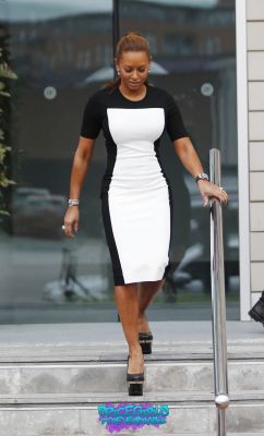 Click to view full size image
==============
SGFB_Lowry00015.jpg SGFB_Lowry00015.jpg