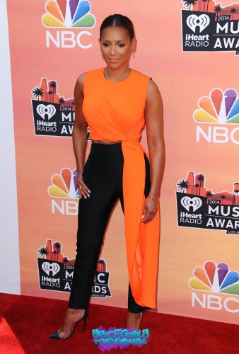 Click to view full size image
==============
SGFB_iHeartRadio00003.jpg SGFB_iHeartRadio00003.jpg