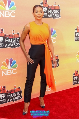 Click to view full size image
==============
SGFB_iHeartRadio00005.jpg SGFB_iHeartRadio00005.jpg