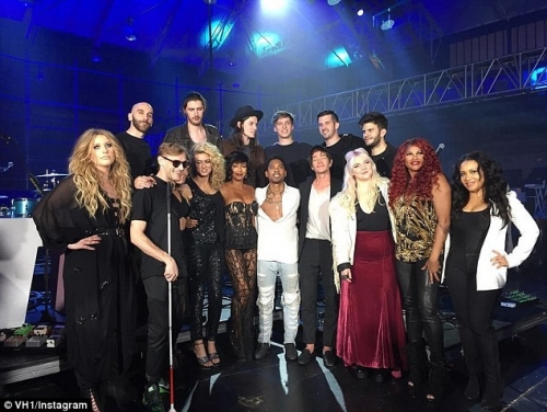 Click to view full size image
==============
SGFB_VH100011.jpg SGFB_VH100011.jpg