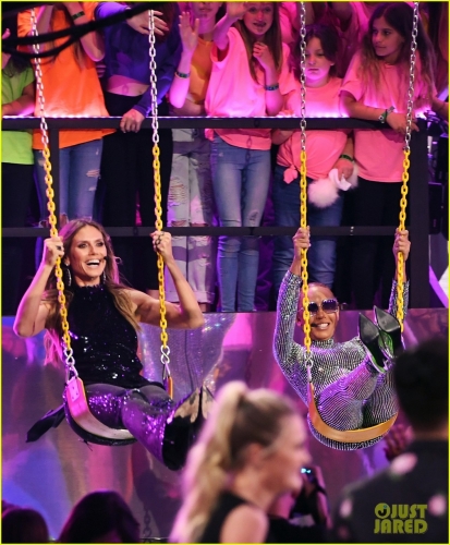 Click to view full size image
==============
SGFB_KCA00008.jpg SGFB_KCA00008.jpg