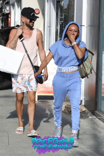 Click to view full size image
==============
SGFB_Hollywood00002.jpg SGFB_Hollywood00002.jpg