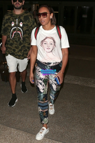 Click to view full size image
==============
SGFB_LAX00001.jpg SGFB_LAX00001.jpg