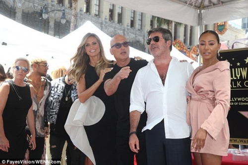 Click to view full size image
==============
SGFB_Hollywood00004.jpg SGFB_Hollywood00004.jpg