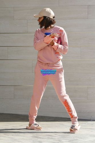 Click to view full size image
==============
SGFB_LA00005.jpg SGFB_LA00005.jpg