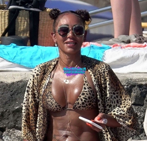 Click to view full size image
==============
SGFB_Capri00007.jpg SGFB_Capri00007.jpg