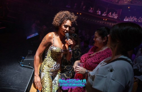 Click to view full size image
==============
SGFB_Leeds00013.jpg SGFB_Leeds00013.jpg