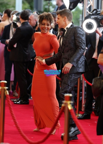 Click to view full size image
==============
SGFB_Awards00007.jpg SGFB_Awards00007.jpg