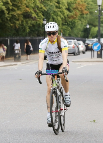 Click to view full size image
==============
SGFB_Bike00001.jpg SGFB_Bike00001.jpg