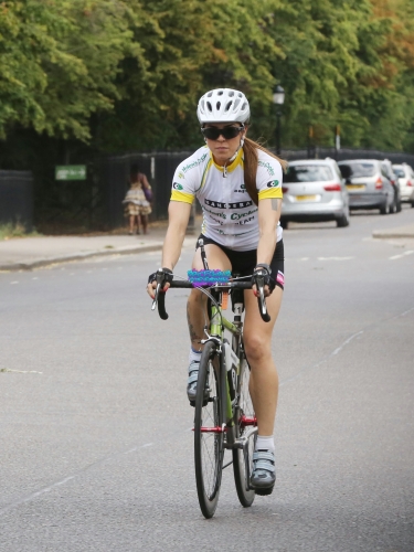 Click to view full size image
==============
SGFB_Bike00004.jpg SGFB_Bike00004.jpg