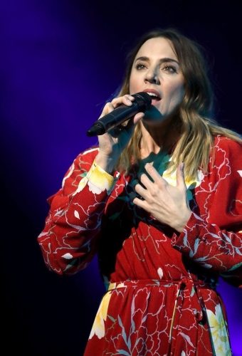 Click to view full size image
==============
SGFB_Xmas00008.jpg SGFB_Xmas00008.jpg