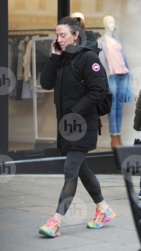 Click to view full size image
==============
SGFB_Londres00014.jpg SGFB_Londres00014.jpg