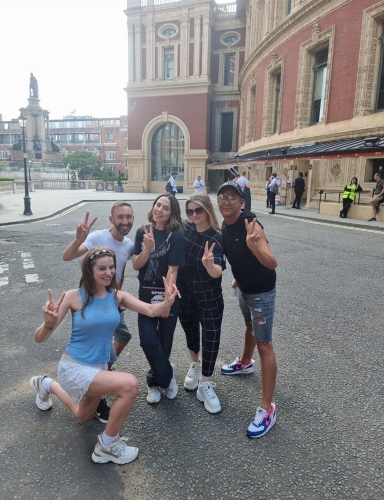 Click to view full size image
==============
SGFB_Londres00004.jpg SGFB_Londres00004.jpg