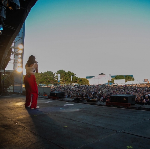 Click to view full size image
==============
SGFB_Victorious00003.jpg SGFB_Victorious00003.jpg